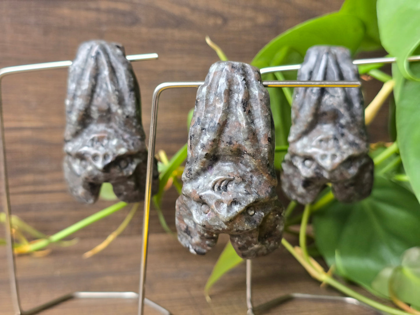 UV Reactive Sodalite "Yooperlite" Hanging Bat