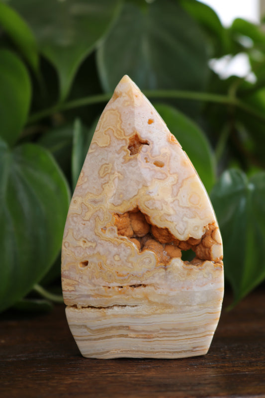 Banded Agate Flipper With Druzy