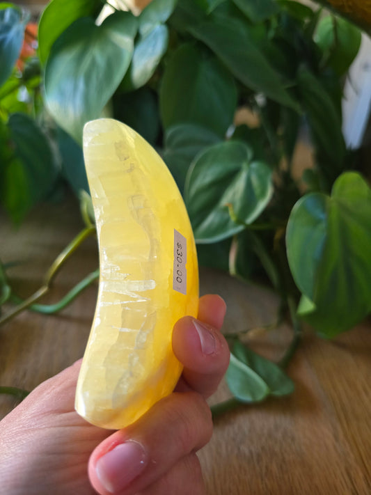 Lemon Calcite Moon