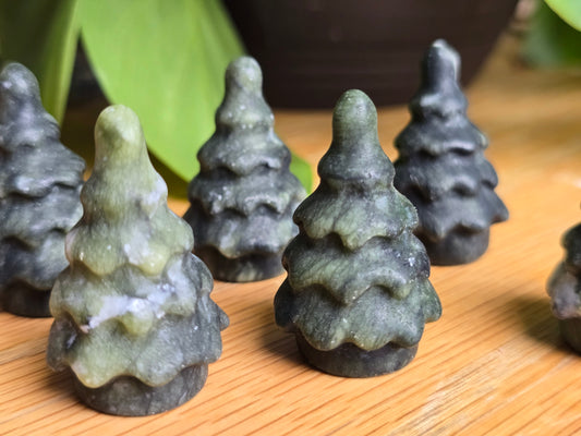 Serpentine Holiday Tree