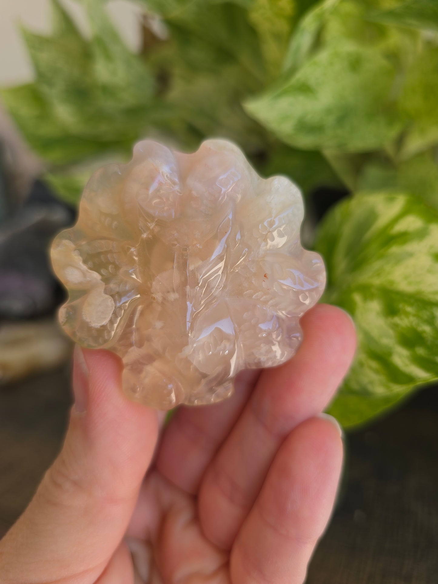 Flower Agate Fox Carving