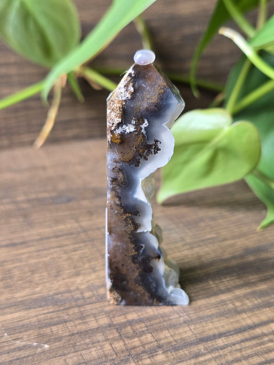 Dendritic Agate Tower