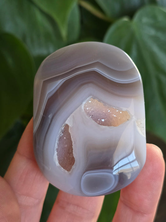 Druzy Agate Palm Stone