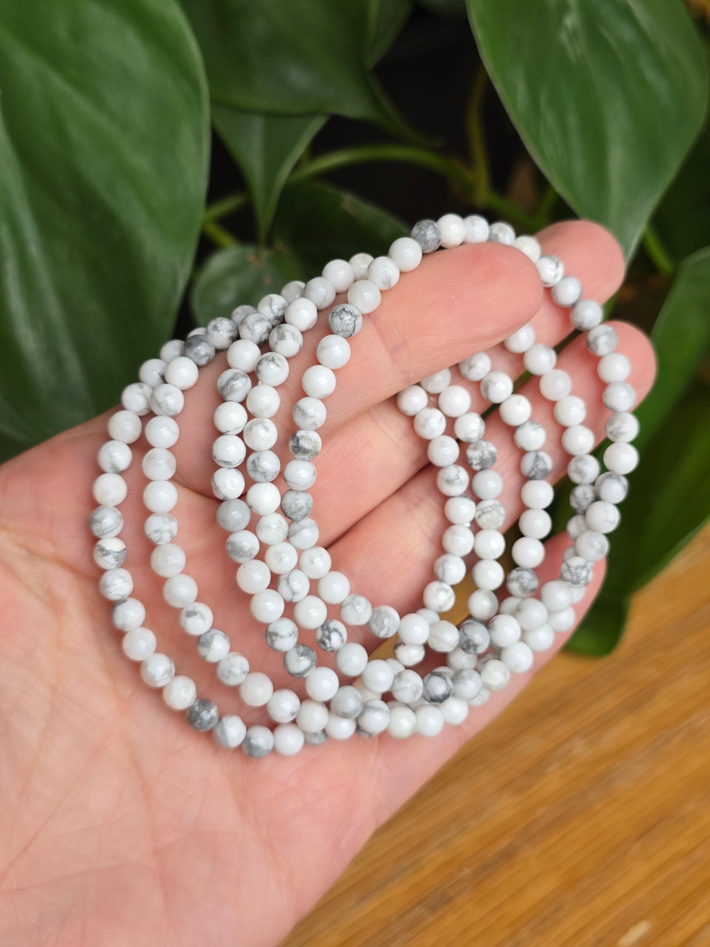 Howlite Stretch Bracelet